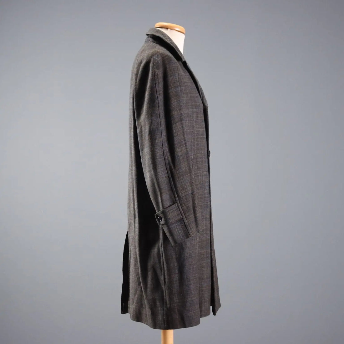 Aquascutum Men's Vintage Scottish Wool Coat Size 40 1980s - UK Size 40 | Clothing & House Linens | Vintage