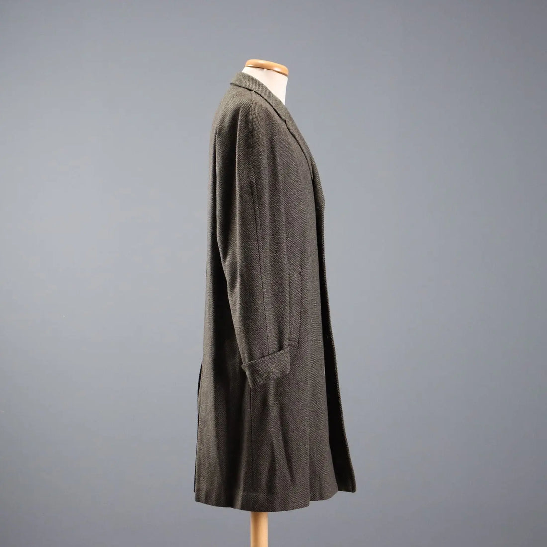 Aquascutum Men's Vintage Tweed Coat UK Size 40 1980s - UK Size 40 | Clothing & House Linens | Vintage