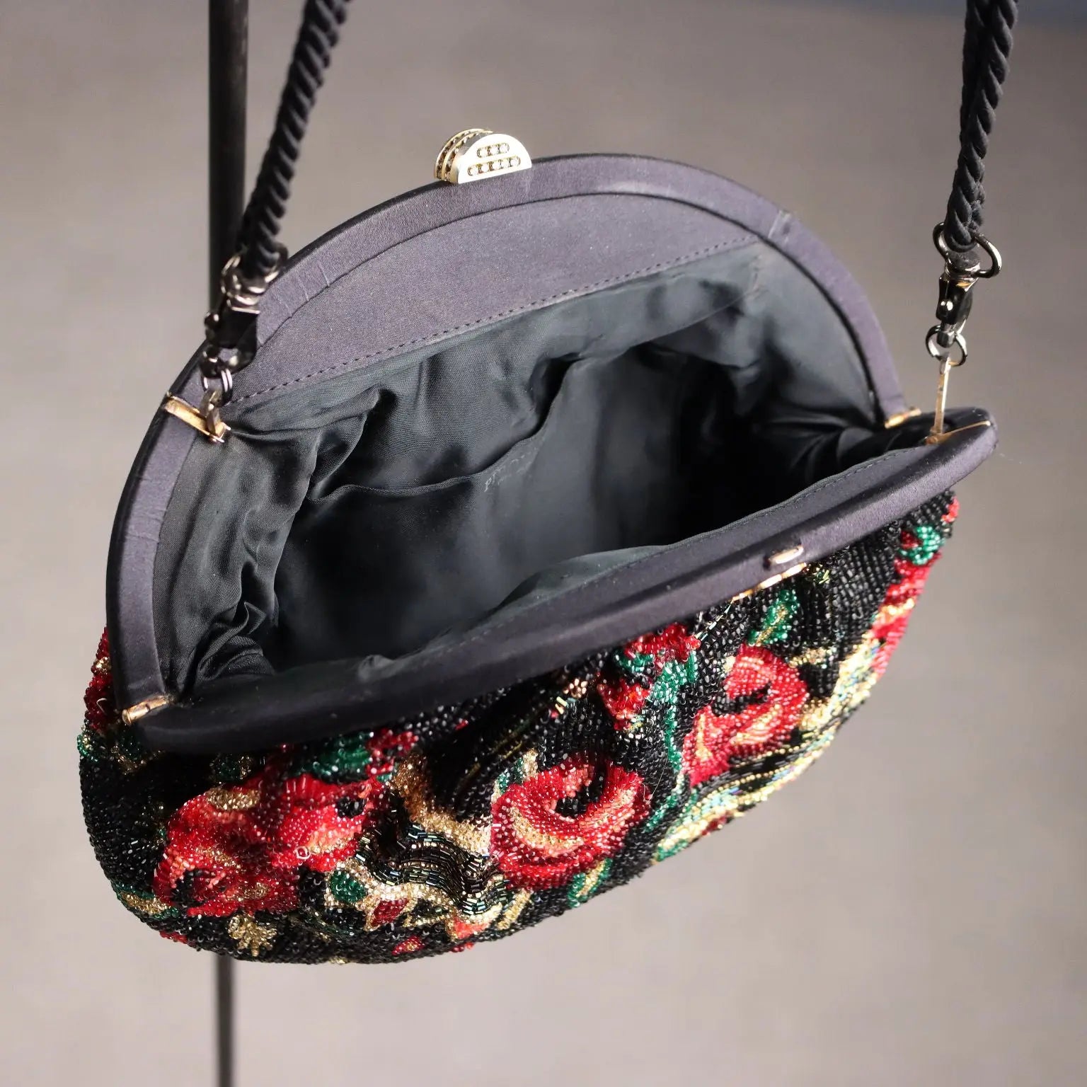 Pirovano Clutch Bag Vintage with Floral Embroidery Beads 1950s-60s | Clothing & House Linens | Vintage