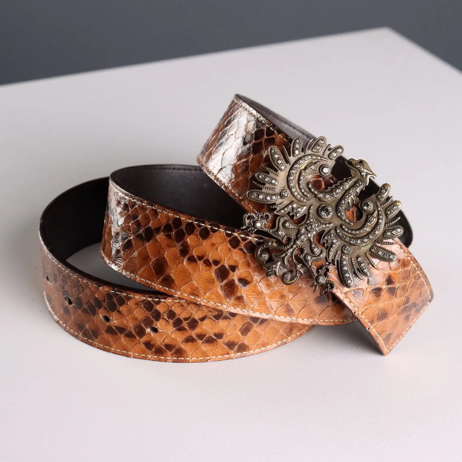 Valentino Garavani Vintage Belt Leather Brass Italy 1980s-90s | Clothing & House Linens | Vintage