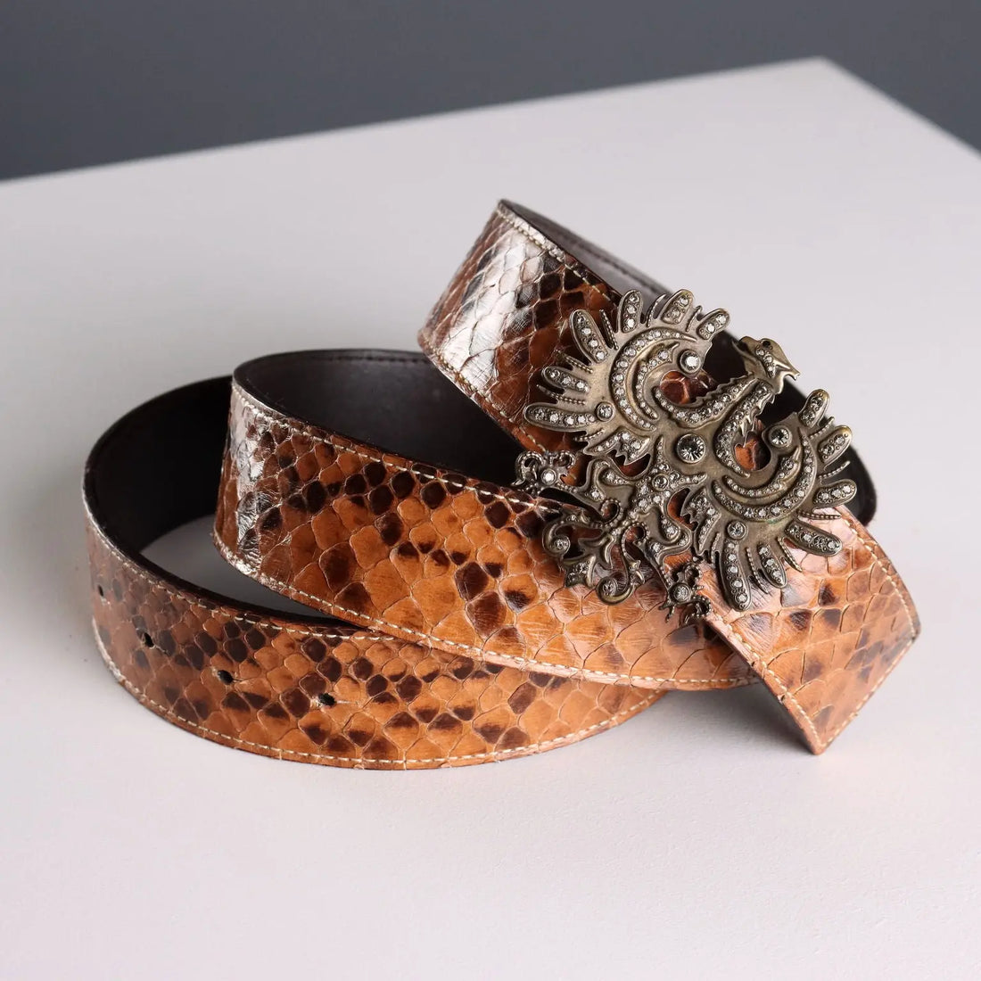 Valentino Garavani Vintage Belt Leather Brass Italy 1980s-90s | Clothing & House Linens | Vintage
