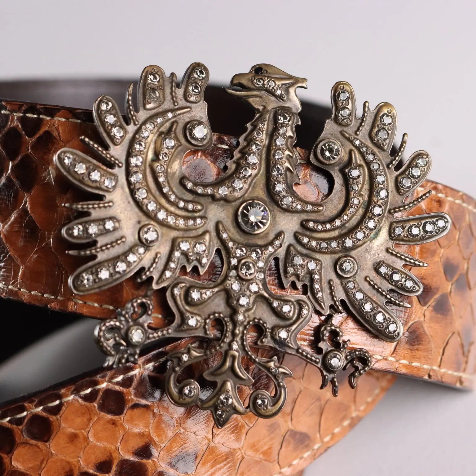 Valentino Garavani Vintage Belt Leather Brass Italy 1980s-90s | Clothing & House Linens | Vintage