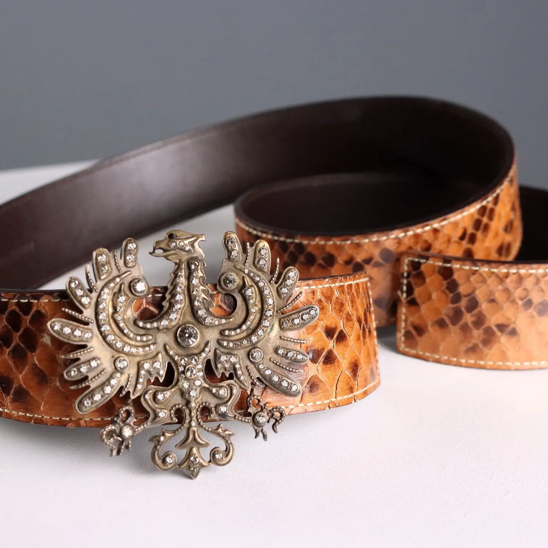 Valentino Garavani Vintage Belt Leather Brass Italy 1980s-90s | Clothing & House Linens | Vintage