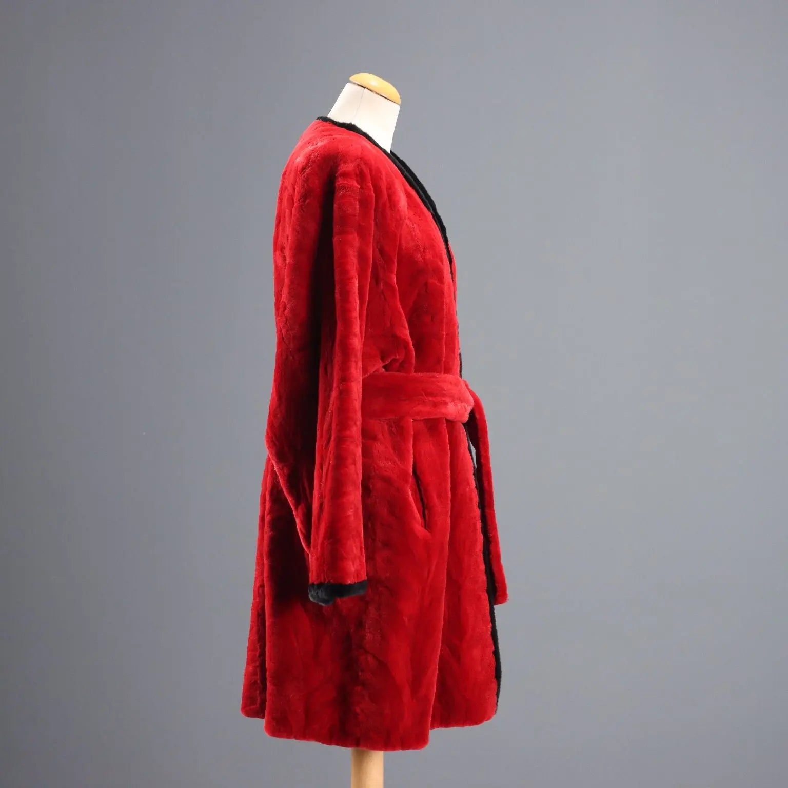 Yves Saint Laurent Vintage Red Fur UK Size 12/14 France 1980s - UK Size 12/14 | Clothing & House Linens | Vintage