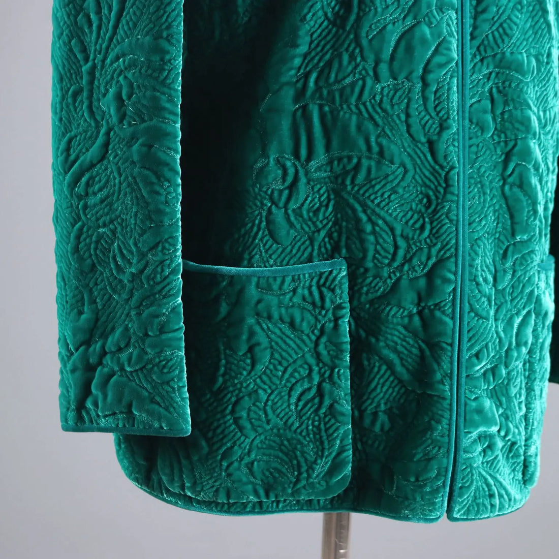 Valentino Vintage Jacket Green Velvet UK Size 14 Italy - UK Size 14 | Clothing & House Linens | Vintage