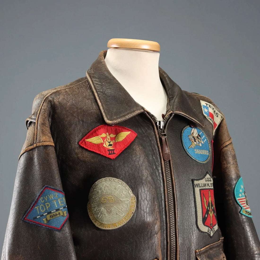 Avirex Men's Vintage Leather Jacket UK Size 40 USA 1980s-1990s - UK Size 40 | Clothing & House Linens | Vintage