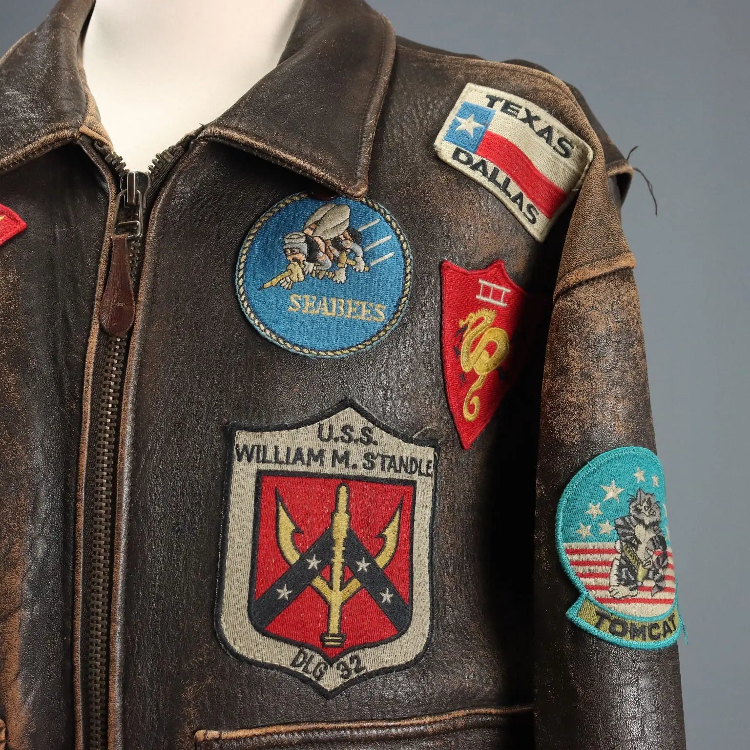 Avirex Men's Vintage Leather Jacket UK Size 40 USA 1980s-1990s - UK Size 40 | Clothing & House Linens | Vintage