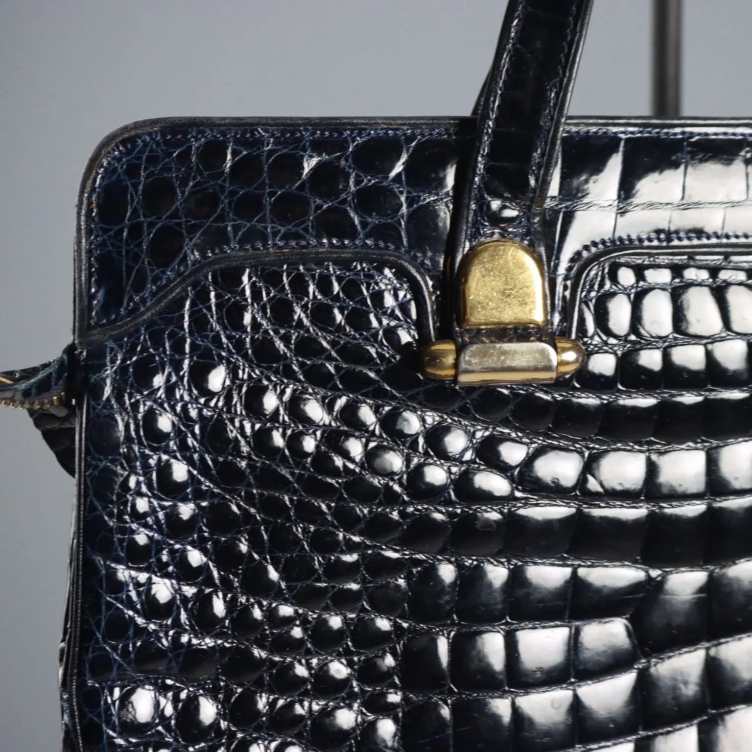 Sgargi Vintage Blue Leather Crocodile Pattern Italy 1970s | Clothing & House Linens | Vintage
