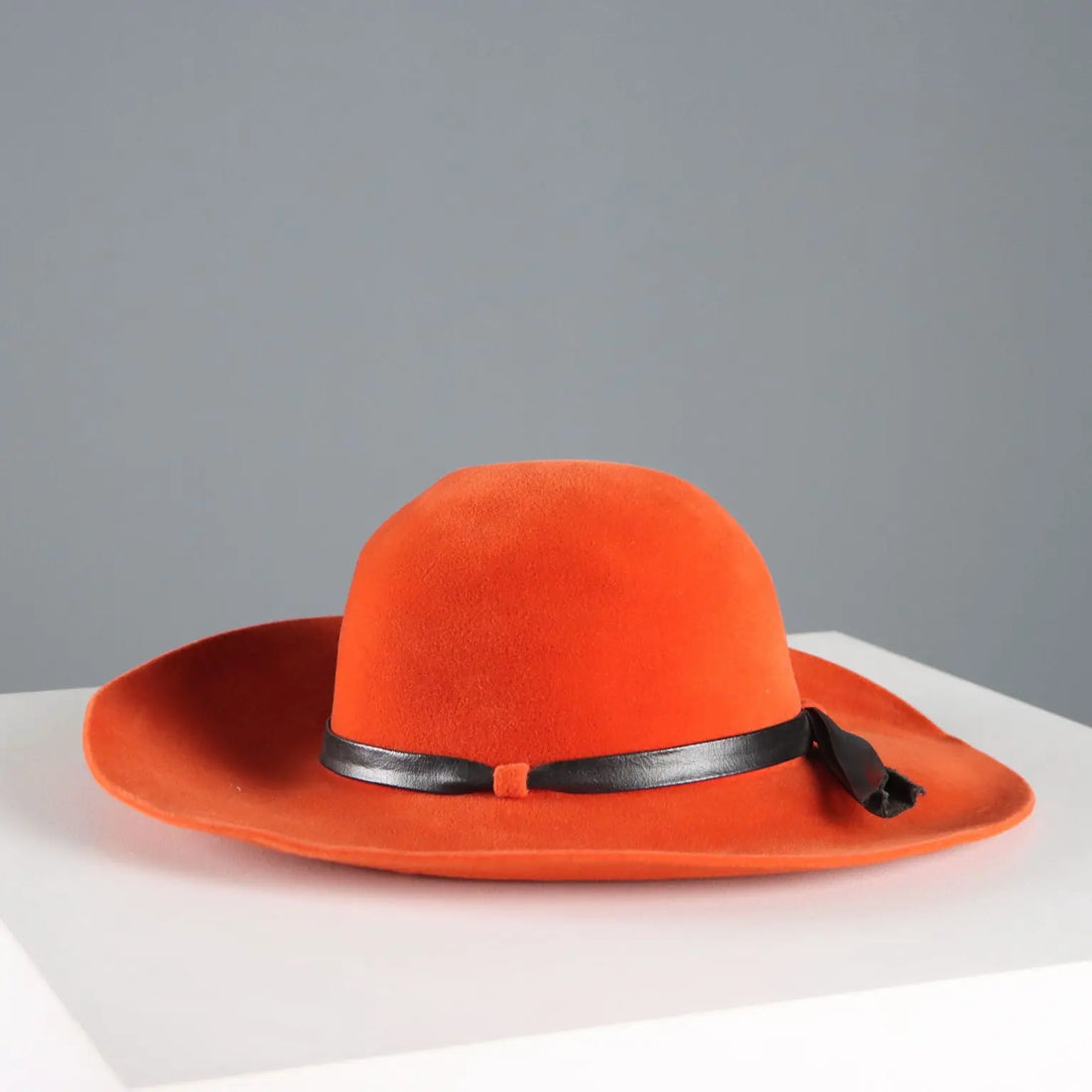 Borsalino Vintage Orange Hat Felt Leather Italy 1980s | Clothing & House Linens | Vintage