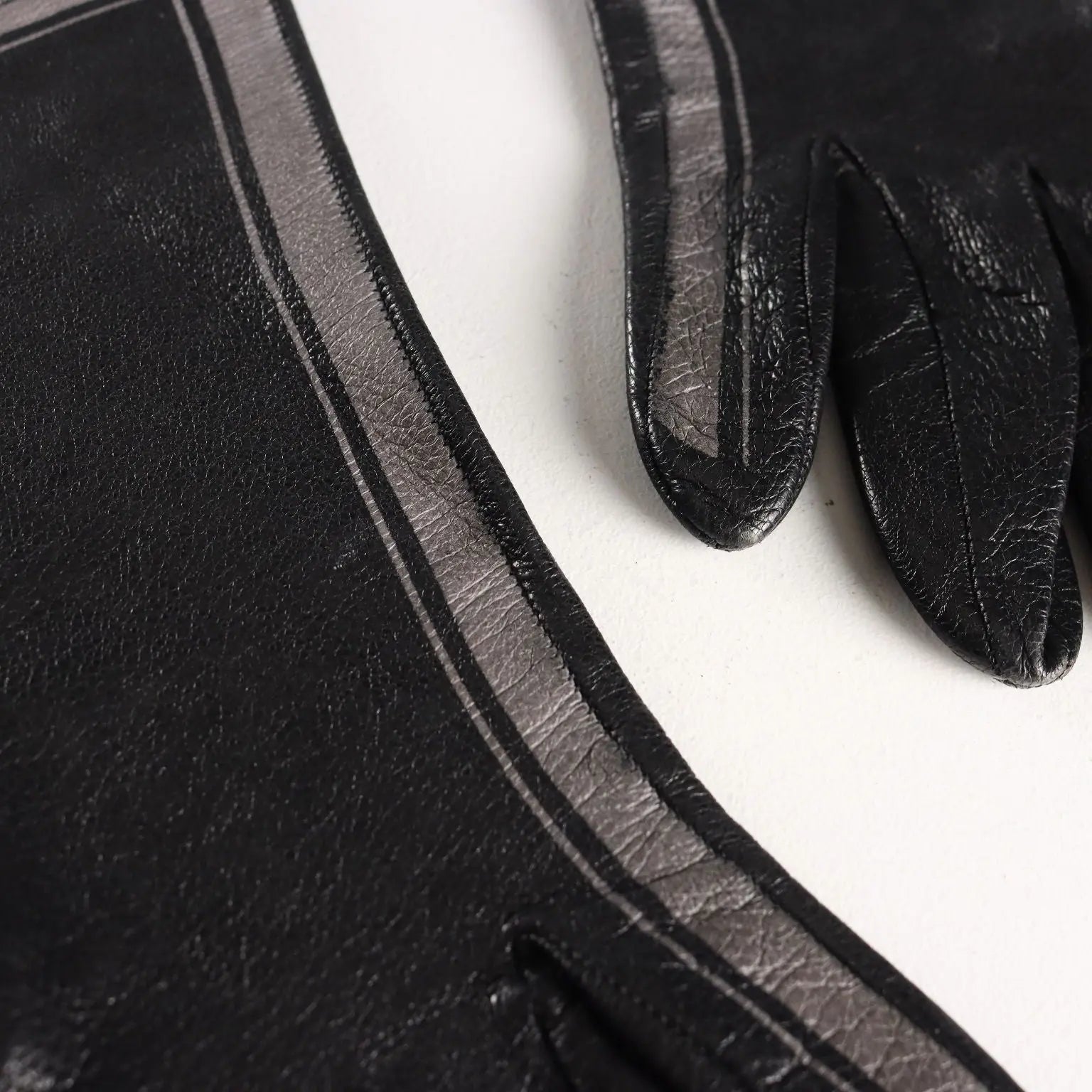 Vintage Gloves Gianni Versace Leather Large Size Italy 1980s