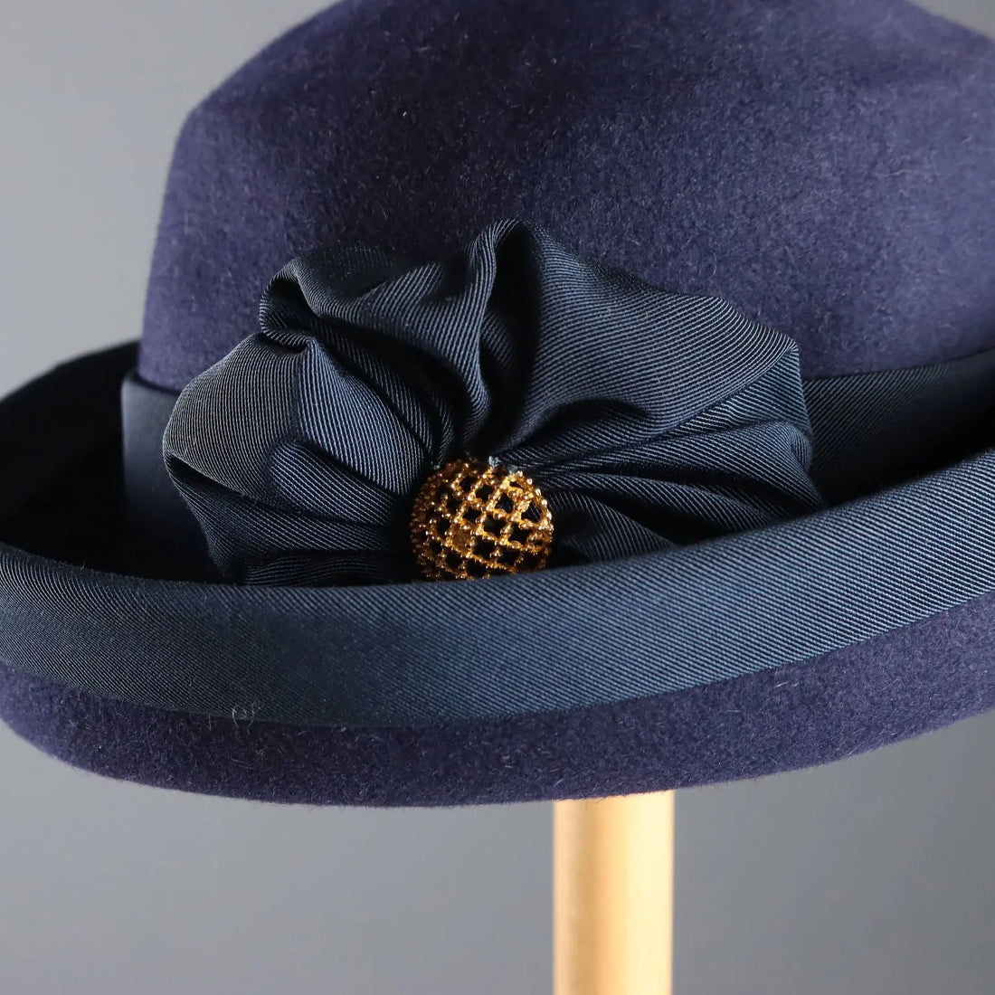 Gallia & Peter Vintage Blue Hat Felt Italy 1980s | Clothing & House Linens | Vintage