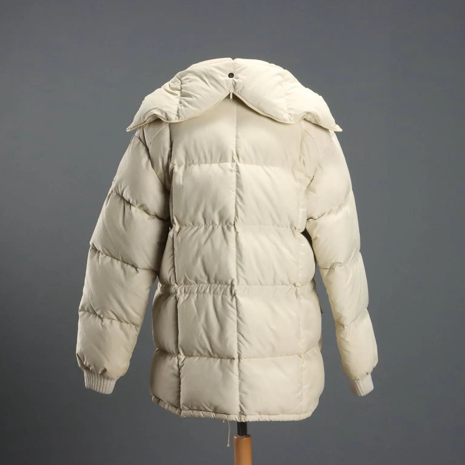 Moncler Men's Vintage Down Jacket UK Size 14 France 1970s-80s - UK Size 14 | Clothing & House Linens  Vintage
