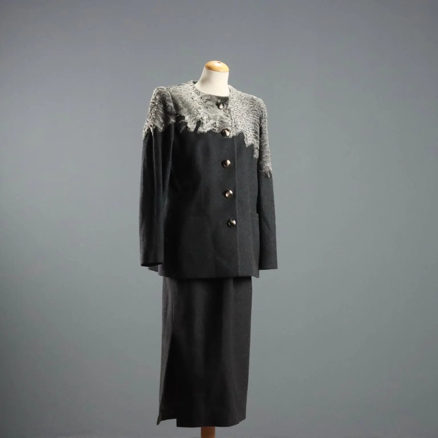Gai Mattiolo Vintage Suit Wool UK Size 14 Italy 1980s-1990s - UK Size 14 | Clothing & House Linens | Vintage