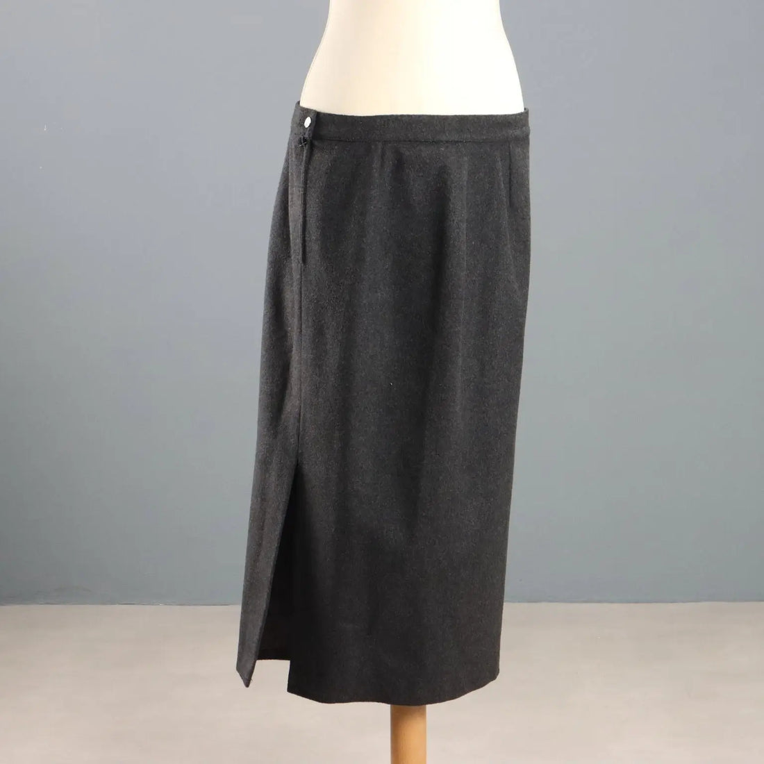 Gai Mattiolo Vintage Suit Wool UK Size 14 Italy 1980s-1990s - UK Size 14 | Clothing & House Linens  Vintage