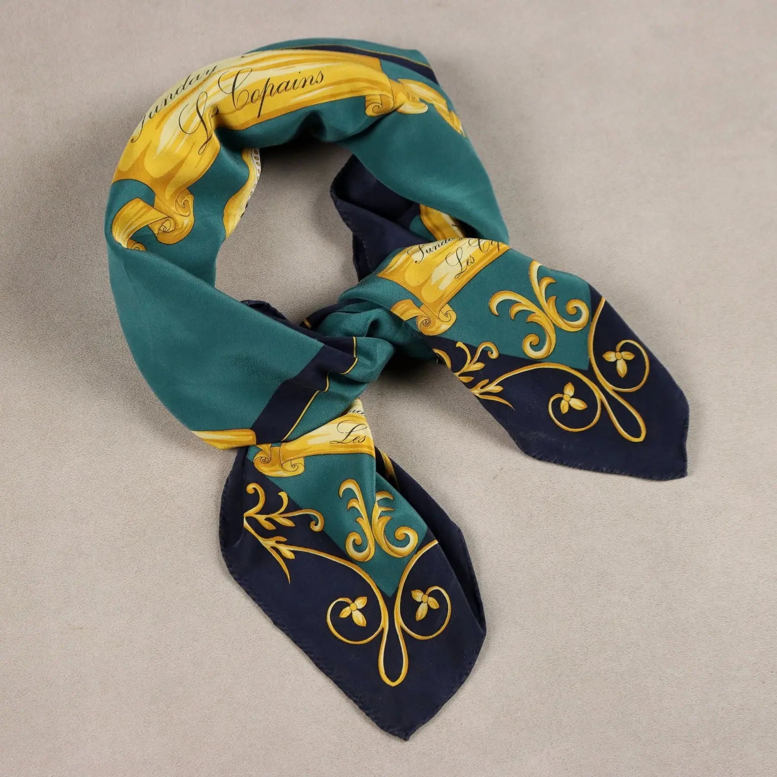 Vintage Scarf Les Copains Sunday Picnic Italy 1980s-1990s | Clothing & House Linens | Vintage