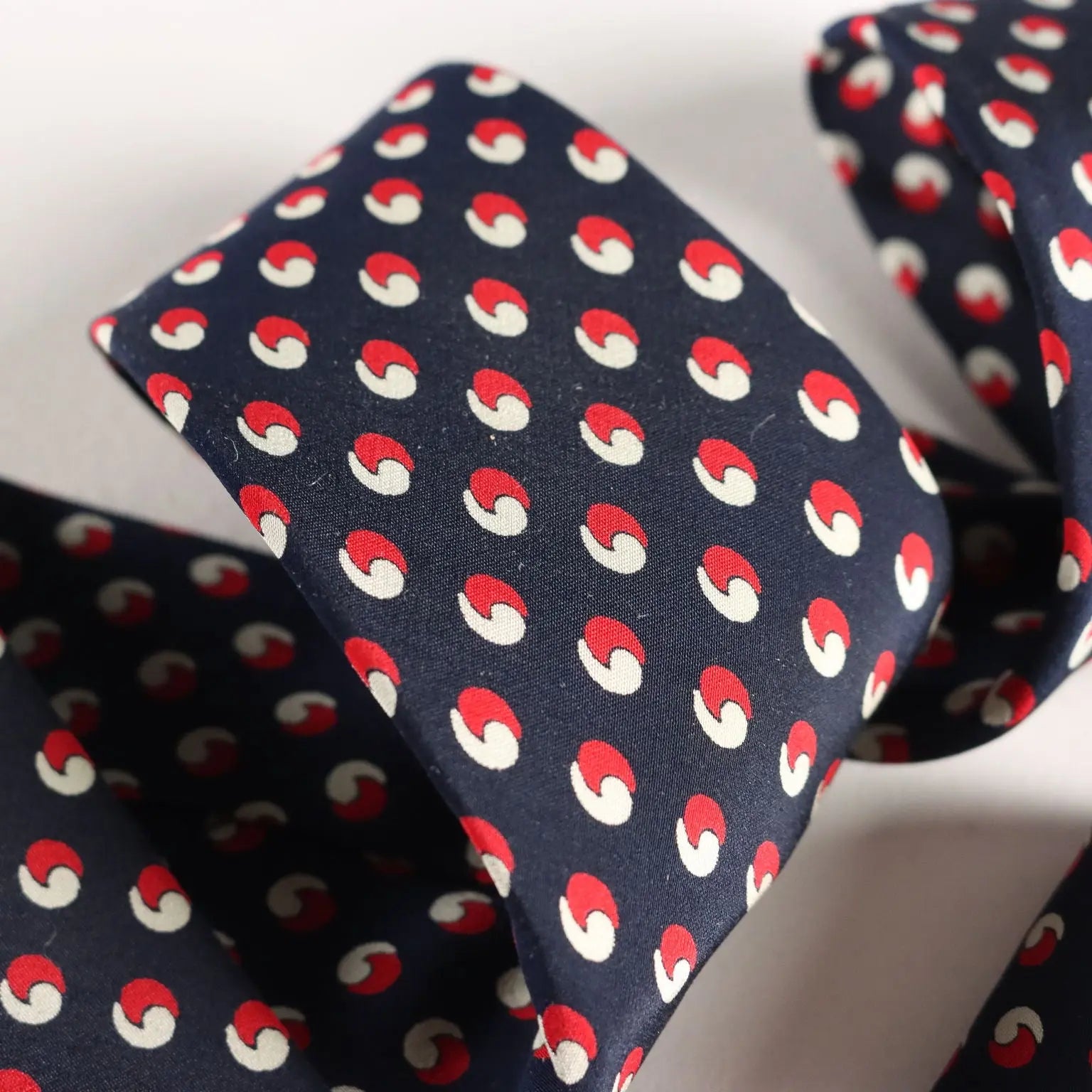 Yves Saint Laurent Vintage Tie Pure Silk France 1980s-1990s | Clothing & House Linens | Vintage