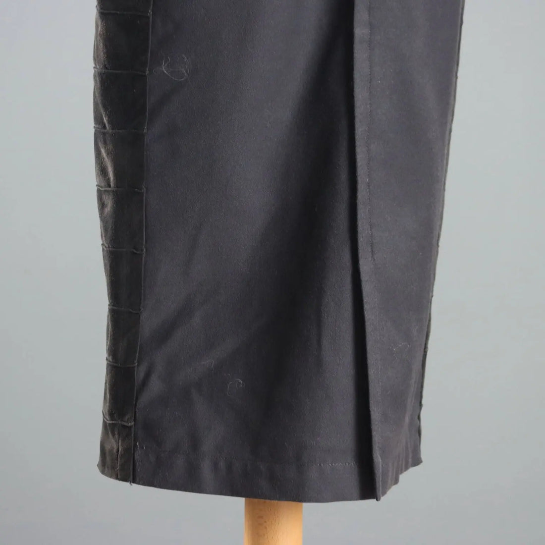 Thierry Mugler Vintage Skirt Wool UK Size 12 France 1980s - UK Size 12 | Clothing & House Linens | Vintage