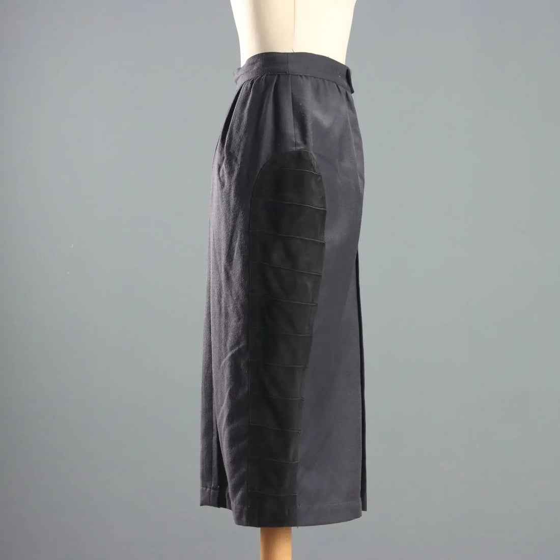 Thierry Mugler Vintage Skirt Wool UK Size 12 France 1980s - UK Size 12 | Clothing & House Linens | Vintage