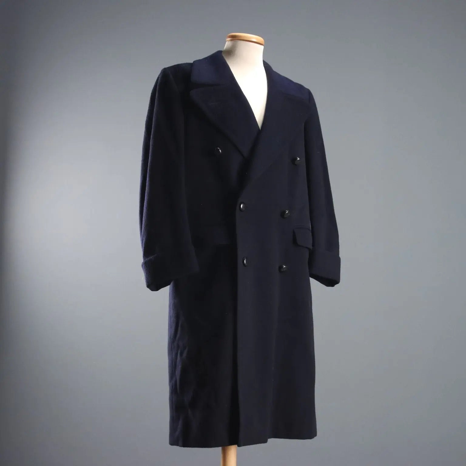 Valentino Vintage Men's Coat Wool UK Size 38/40 Italy 1980s - UK Size 38/40 | Clothing & House Linens | Vintage