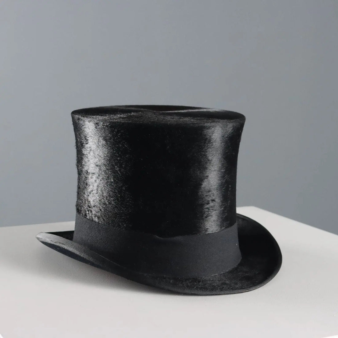 Vintage Top Hat Serafino Casiraghi UK Size 6 7/8 XIX Century 