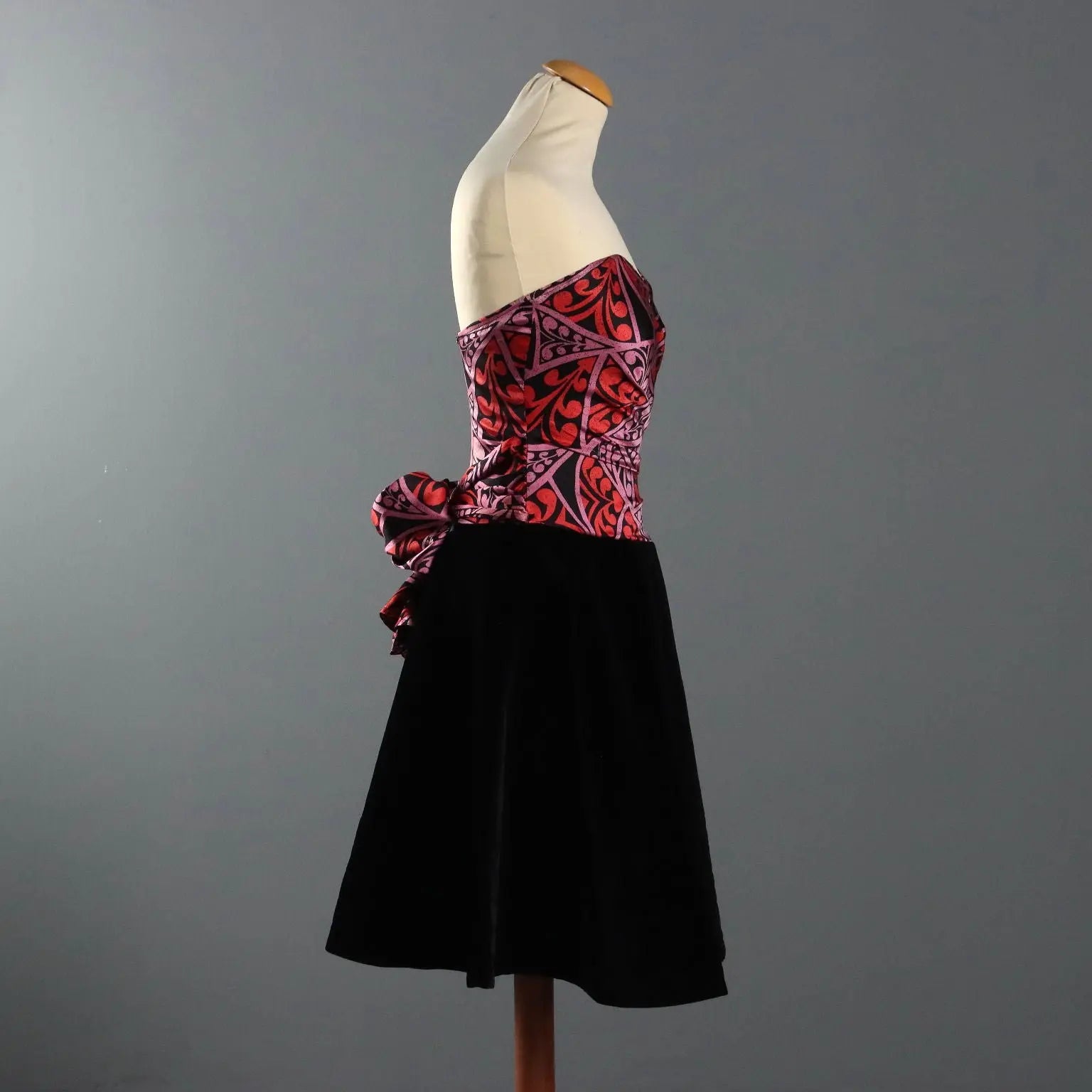 Lanvin Vintage Cocktail Dress Silk Velvet UK Size 8 1980s - UK Size 8 | Clothing & House Linens | Vintage