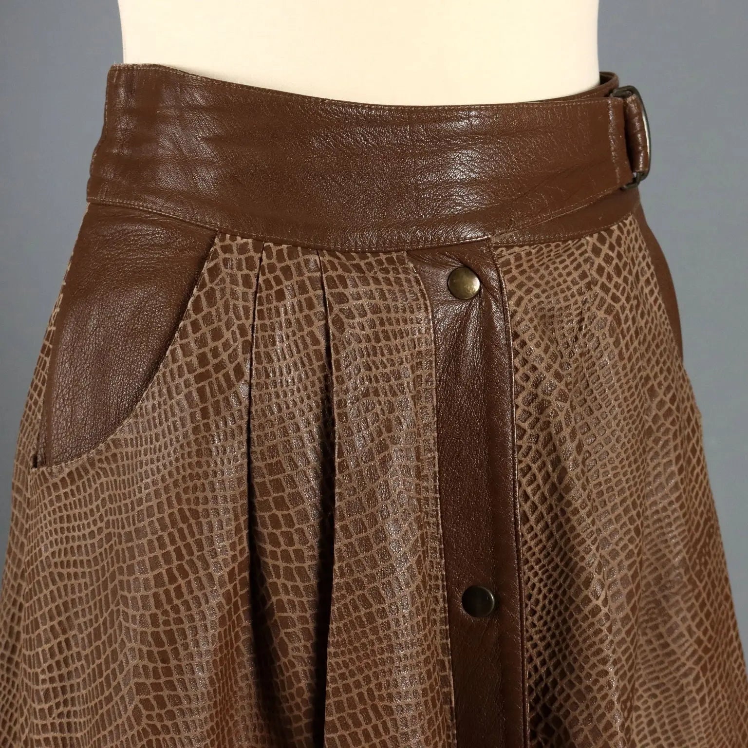 Vintage Skirt Brown Leather UK Size 14 Italy 1980s - UK Size 14 | Clothing & House Linens | Vintage