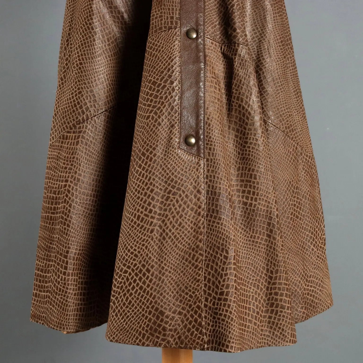 Vintage Skirt Brown Leather UK Size 14 Italy 1980s - UK Size 14 | Clothing & House Linens | Vintage
