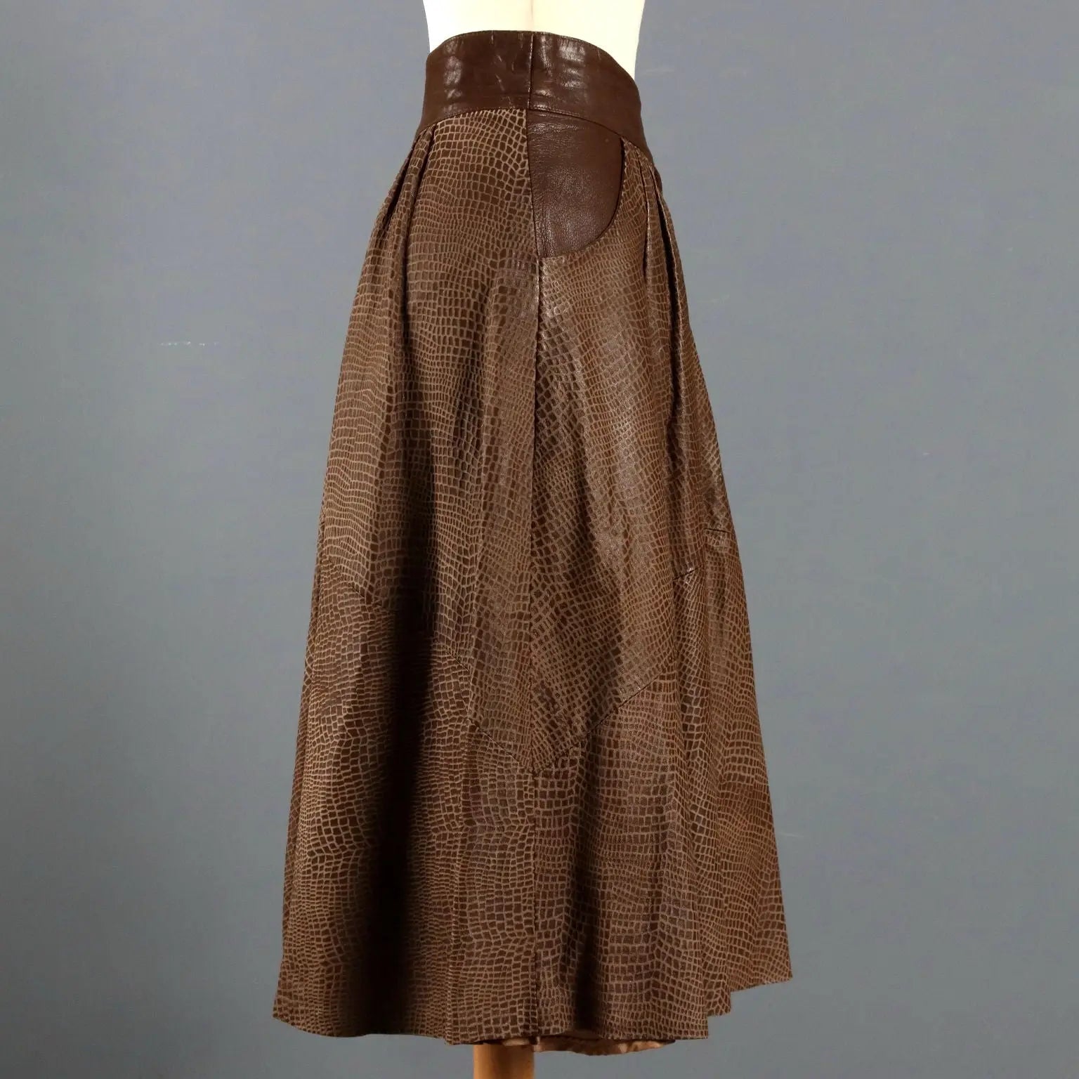 Vintage Skirt Brown Leather UK Size 14 Italy 1980s - UK Size 14 | Clothing & House Linens | Vintage