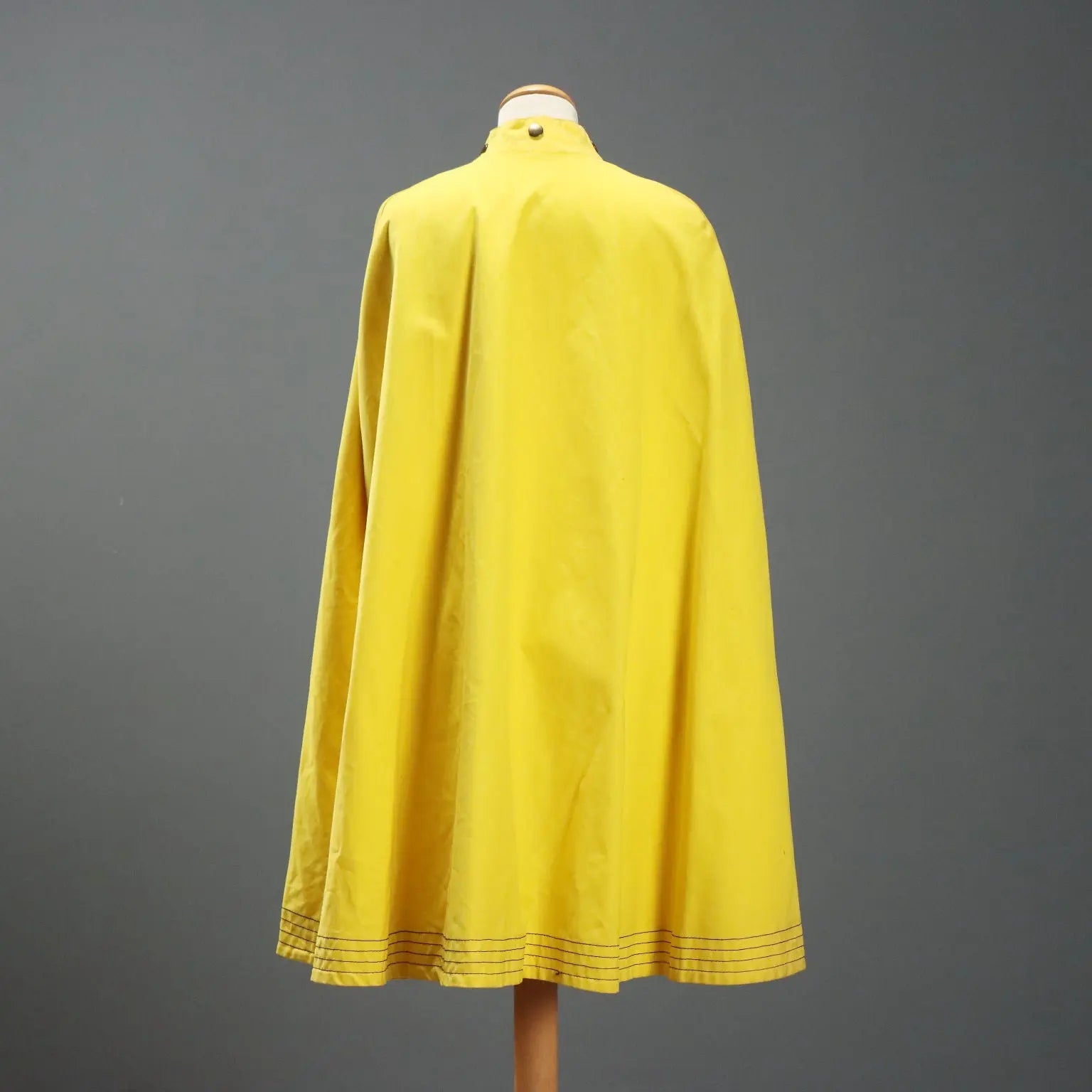 Alligator Rain Coat Mary Quant Gabardine Unique Size UK 1960s