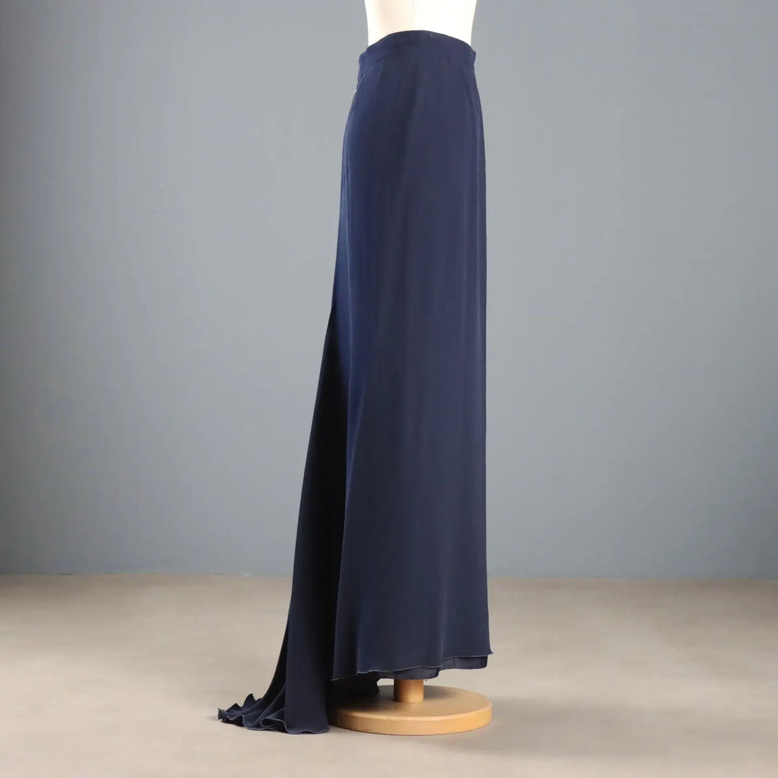 Giorgio Armani 1990s Midnight Blue Silk Skirt UK Size 12 1990s
