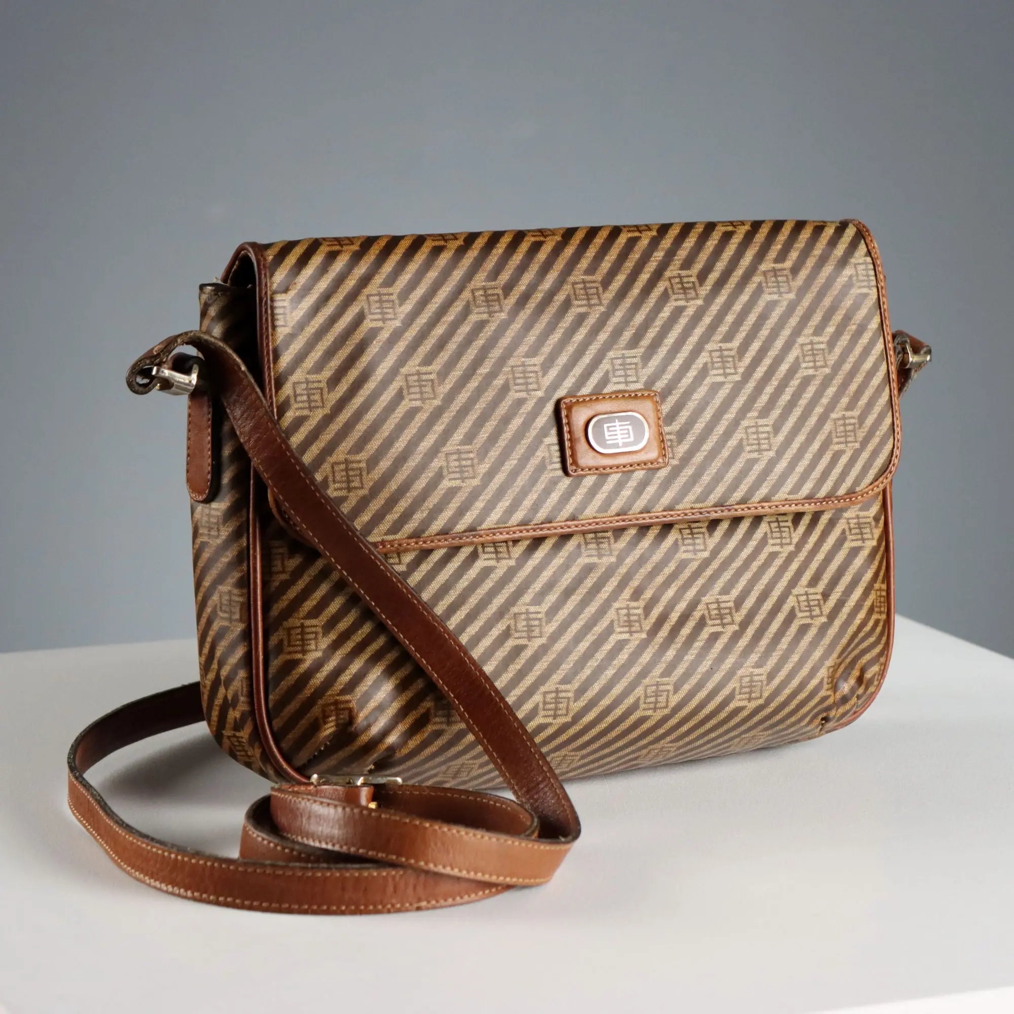 Emilio Pucci Vintage Bag Oil Cloth Leather Italy 1970s-1980s
