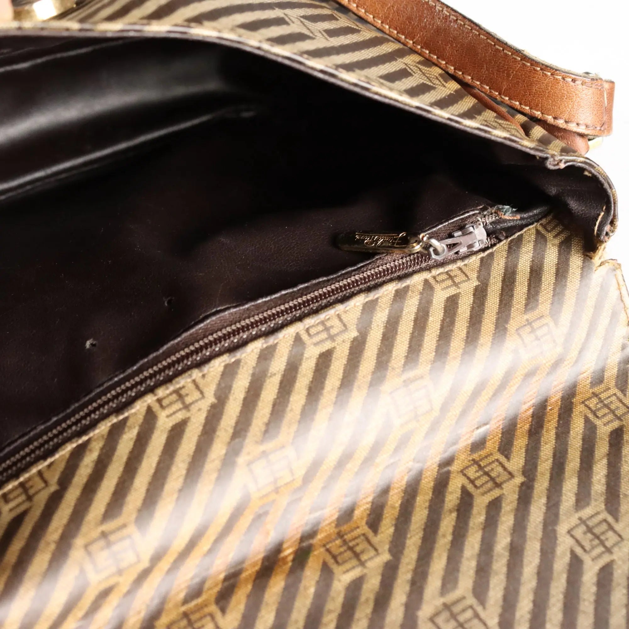 Emilio Pucci Vintage Bag Oil Cloth Leather Italy 1970s-1980s