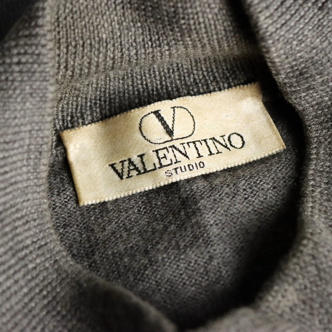 Valentino Men's Sweater Merinos Wool UK Size 38 Italy 1990s