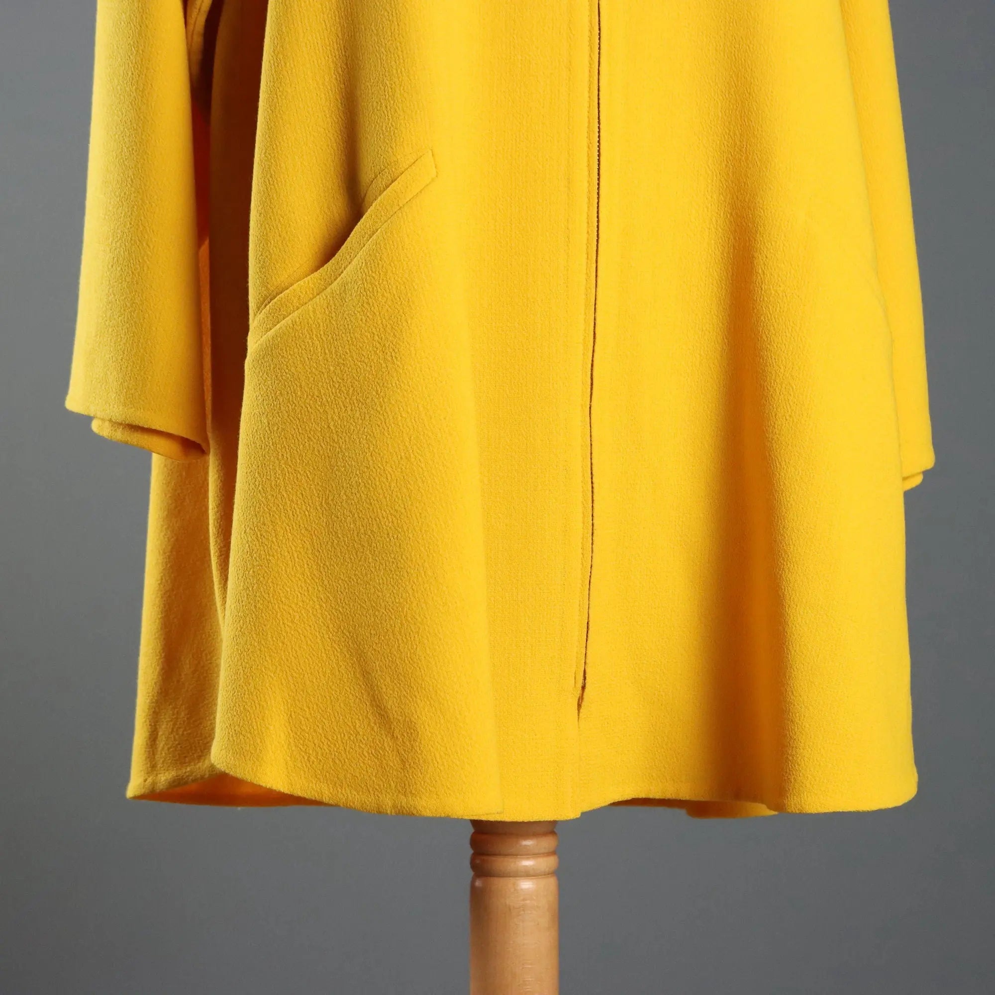 Genny Vintage Skirt Yellow Wool UK Size 14 Italy 1990s