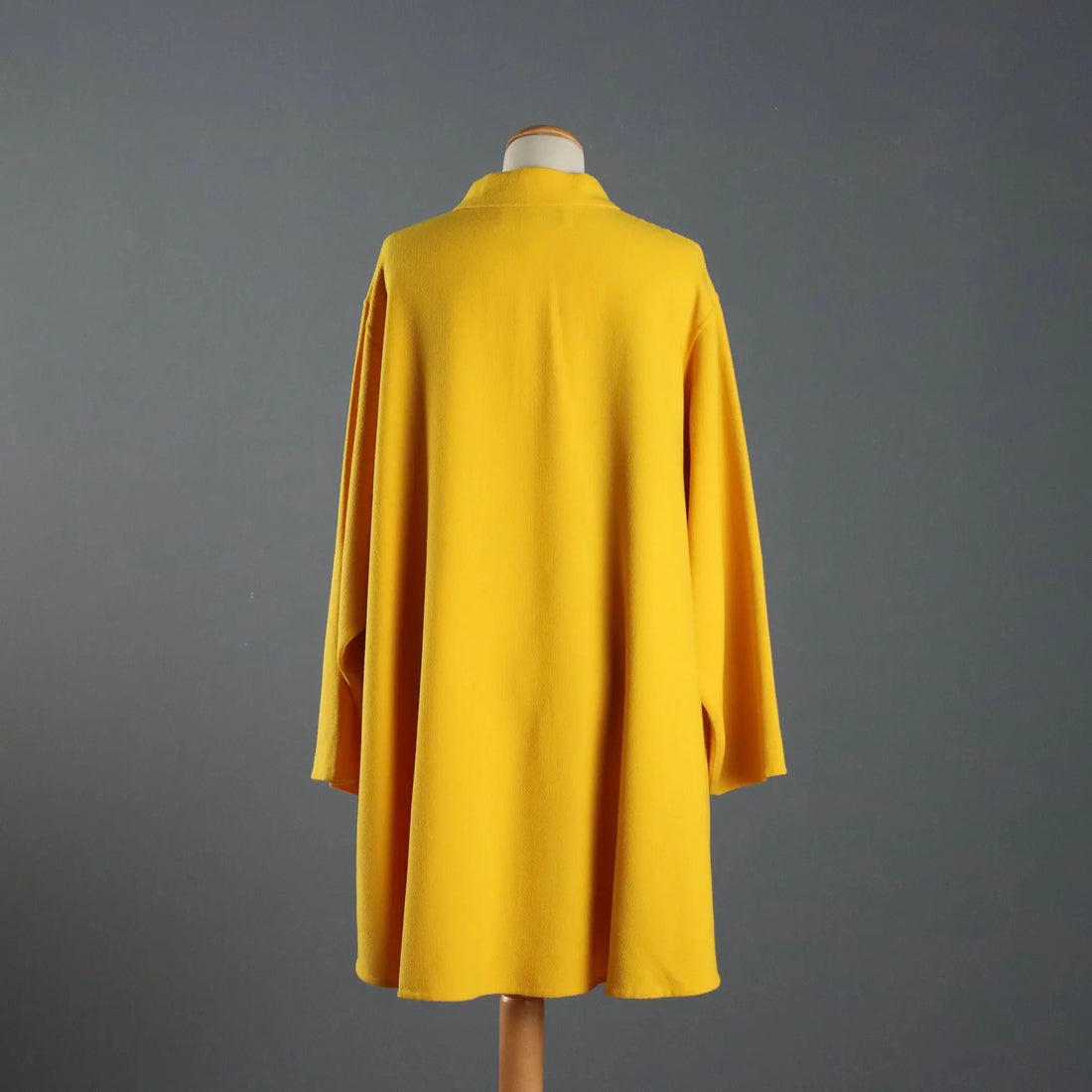 Genny Vintage Skirt Yellow Wool UK Size 14 Italy 1990s