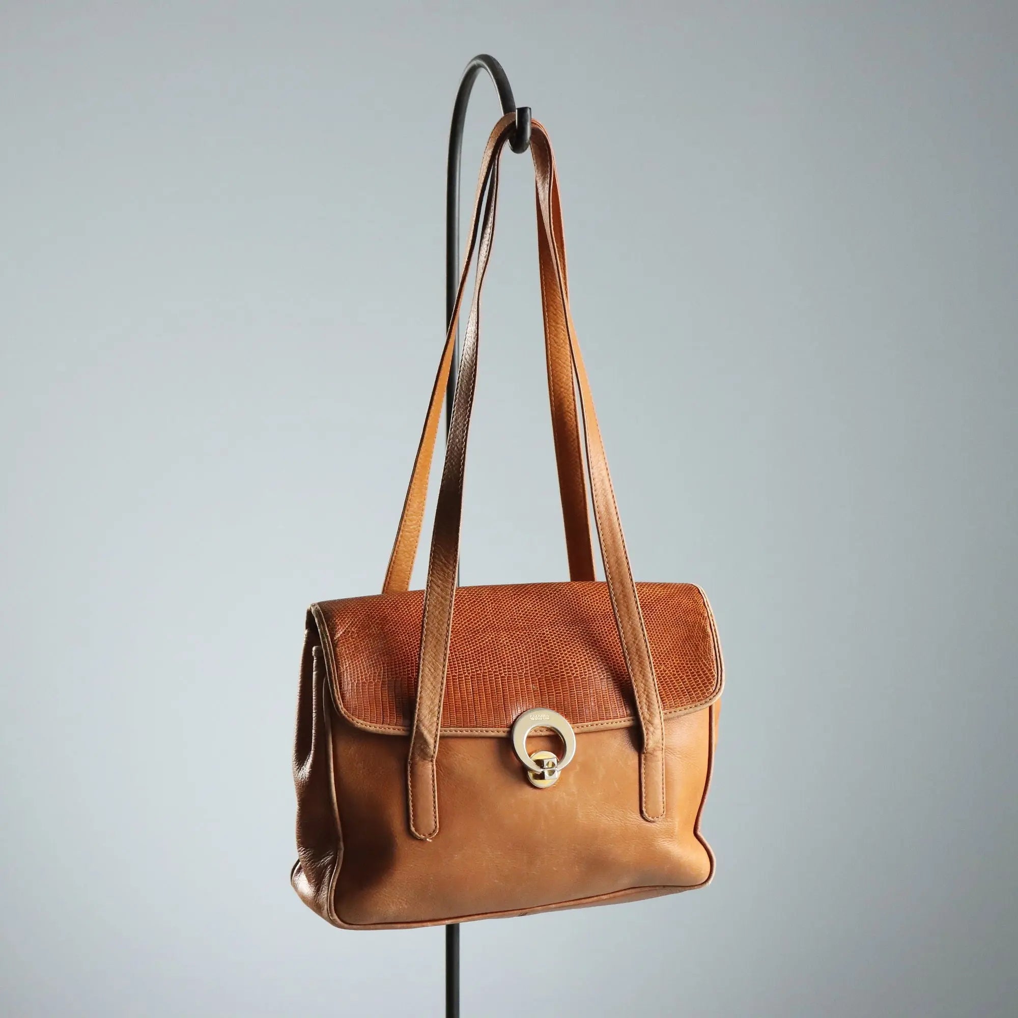 Colombo Via Della Spiga Shoulder Bag Leather Italy 1980s