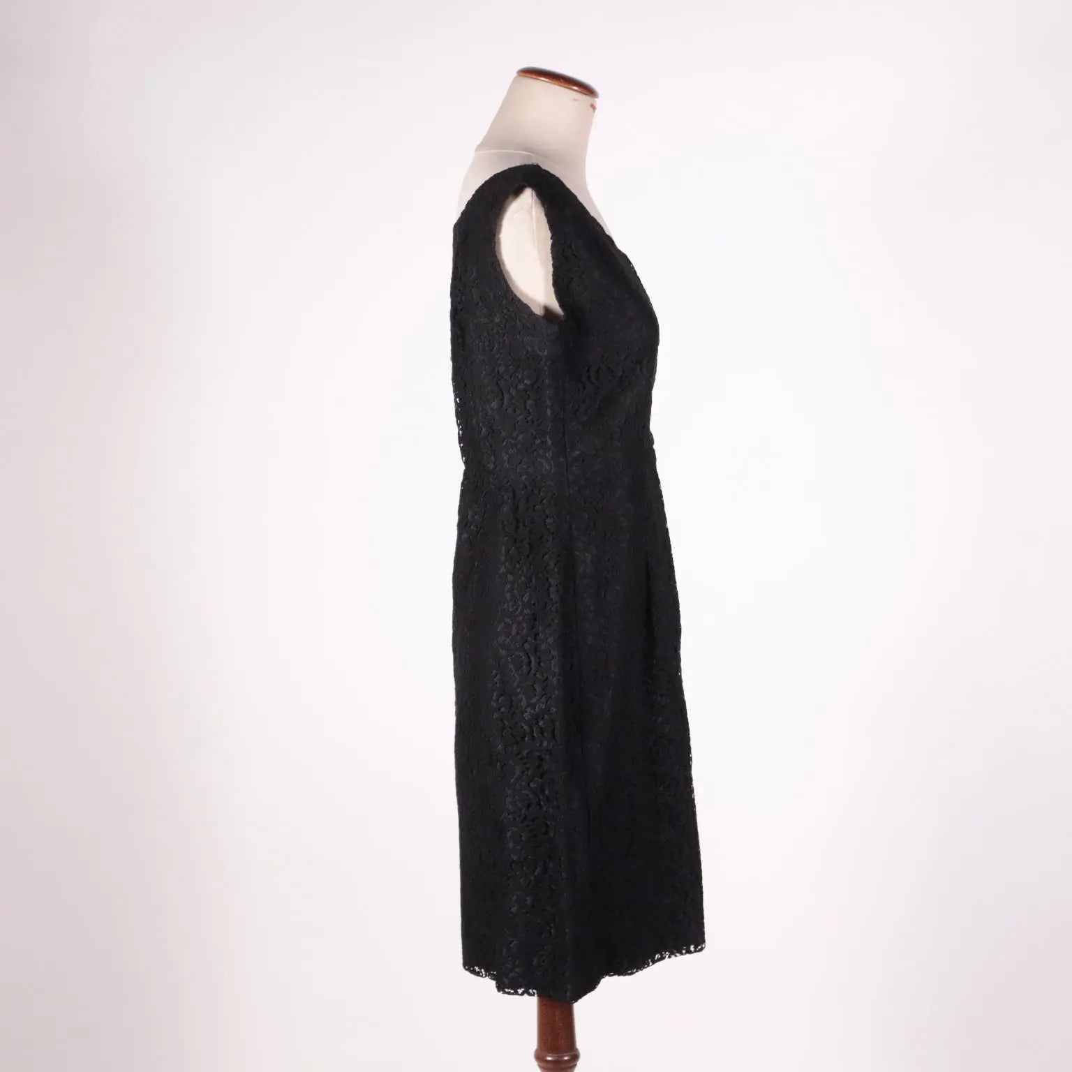 Vintage Lace Sheath Dress 1940s - Size UK 10 | Clothing & House Linens | Vintage
