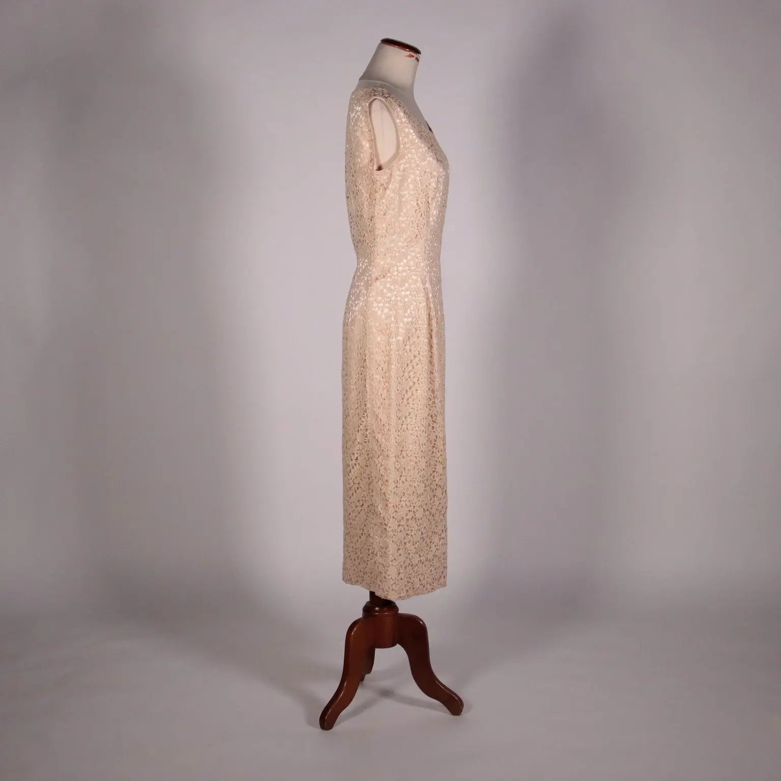 Vintage Powder Pink Silk Dress Italy 1960s-1970s - Size S | Clothing & House Linens | Vintage