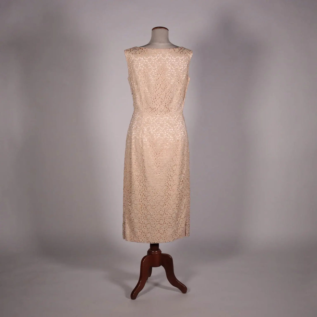 Vintage Powder Pink Silk Dress Italy 1960s-1970s - Size S | Clothing & House Linens | Vintage