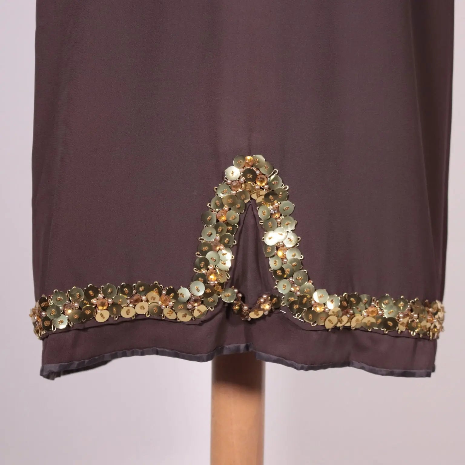 Vintage Brown Silk Dress With Sequins Size 14 Italy 1960s-1970s - Size L/XL | Clothing & House Linens | Vintage