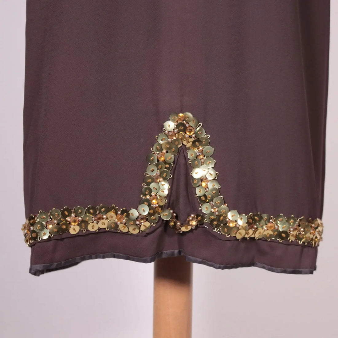 Vintage Brown Silk Dress With Sequins Size 14 Italy 1960s-1970s - Size L/XL | Clothing & House Linens | Vintage