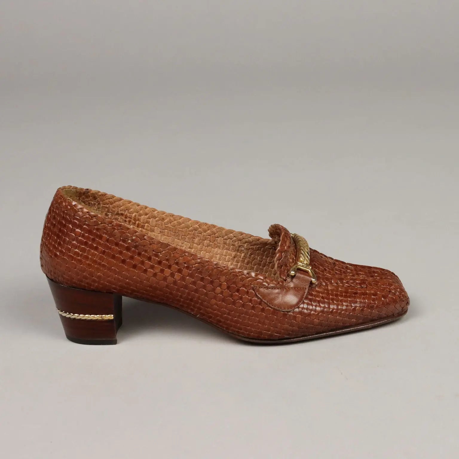Gucci Shoes Woven Leather US Size N. 8 Italy - N. 6,5 | Clothing & House Linens | Vintage
