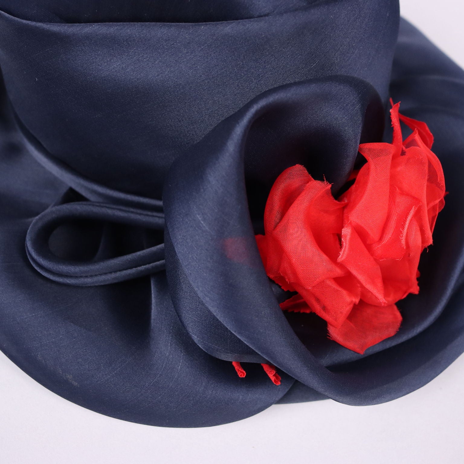 Vintage 1950s-60s Hat Size 6,5 Dark Blue Fabric Flower - Size 6,5 | Clothing & House Linens  Vintage
