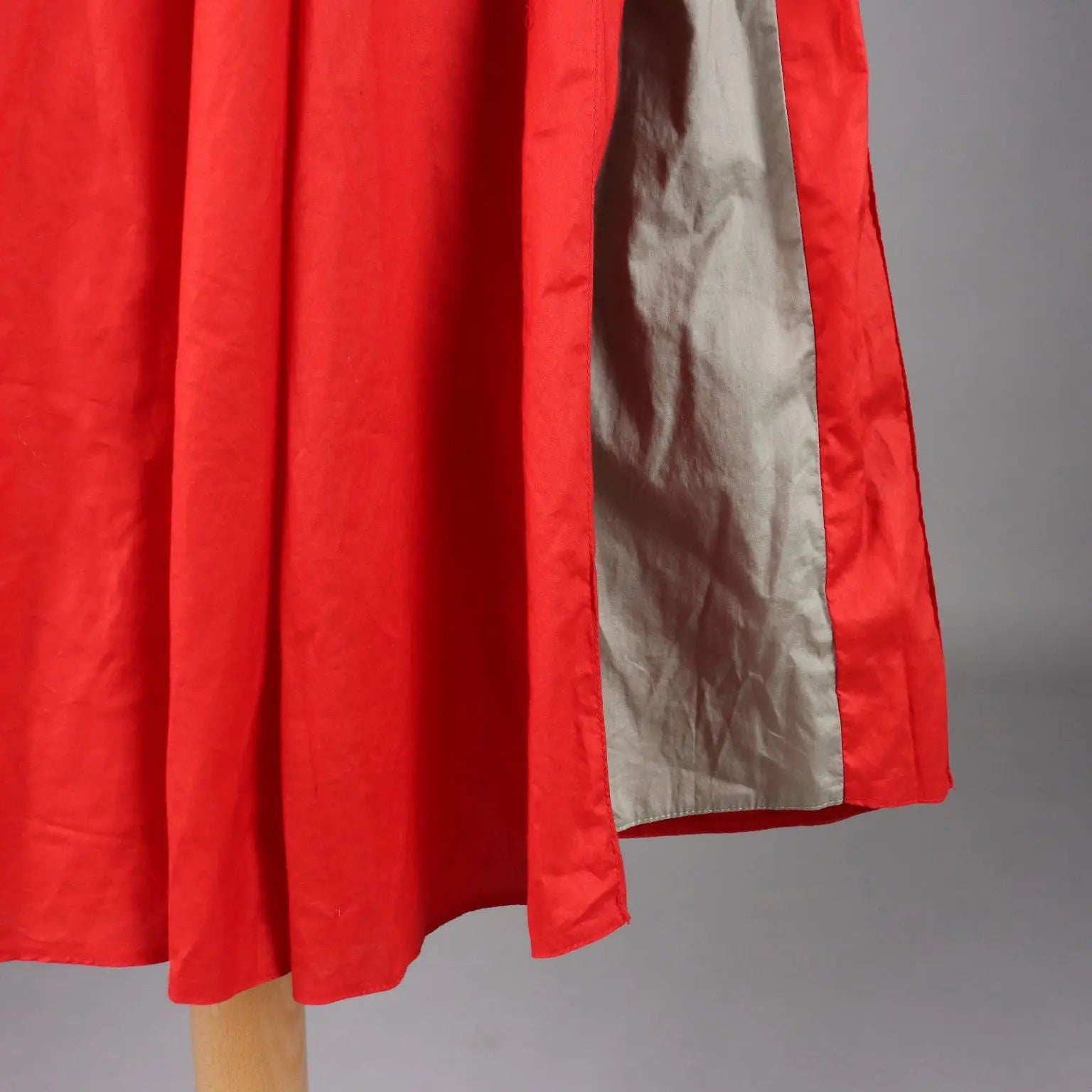 Vintage Red Cotton Dress Size 12/14 from the 1970s - Size 12/14 | Clothing & House Linens | Vintage