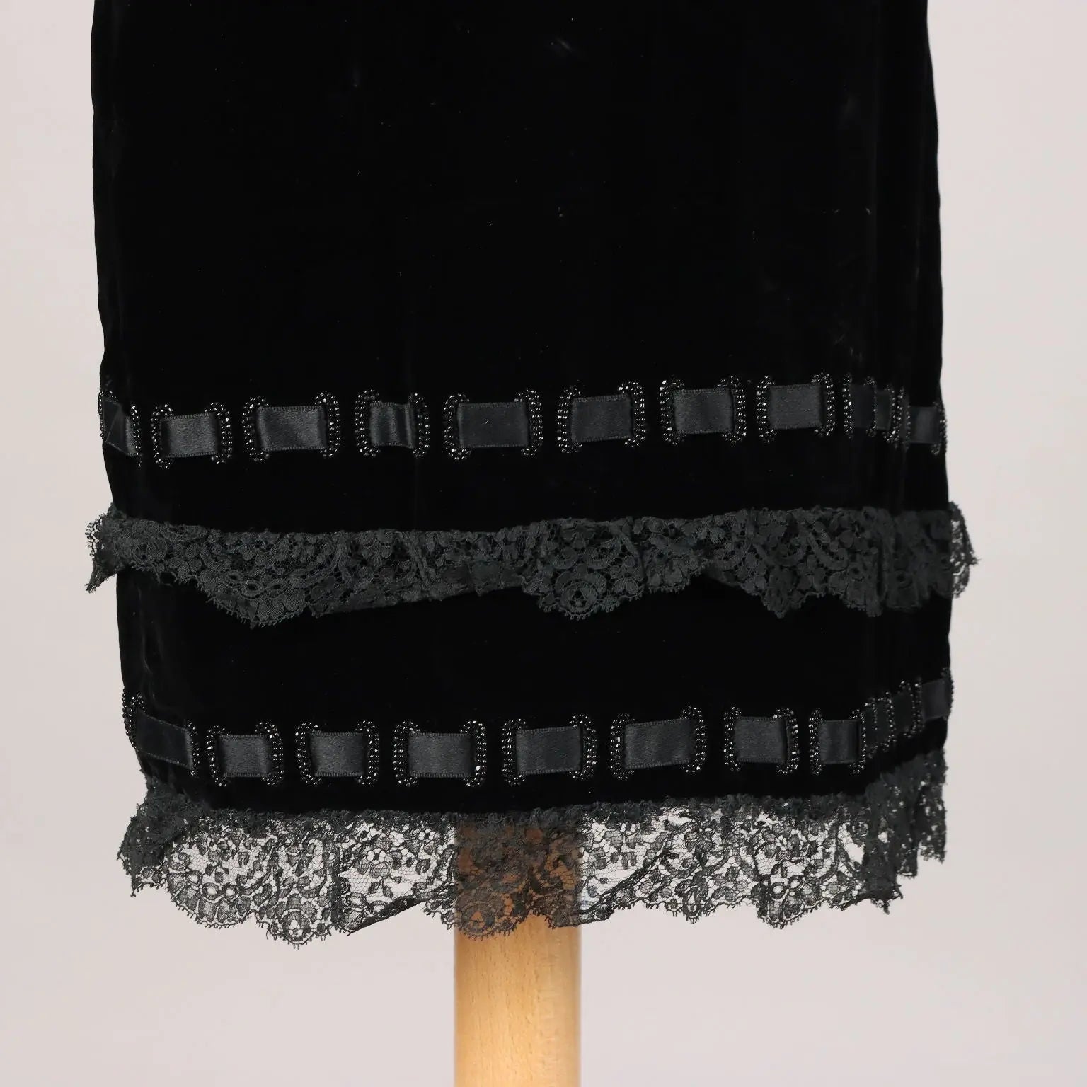 Vintage Black Velvet Dress with Beads UK Size 14 Italy - UK Size 14 | Clothing & House Linens | Vintage
