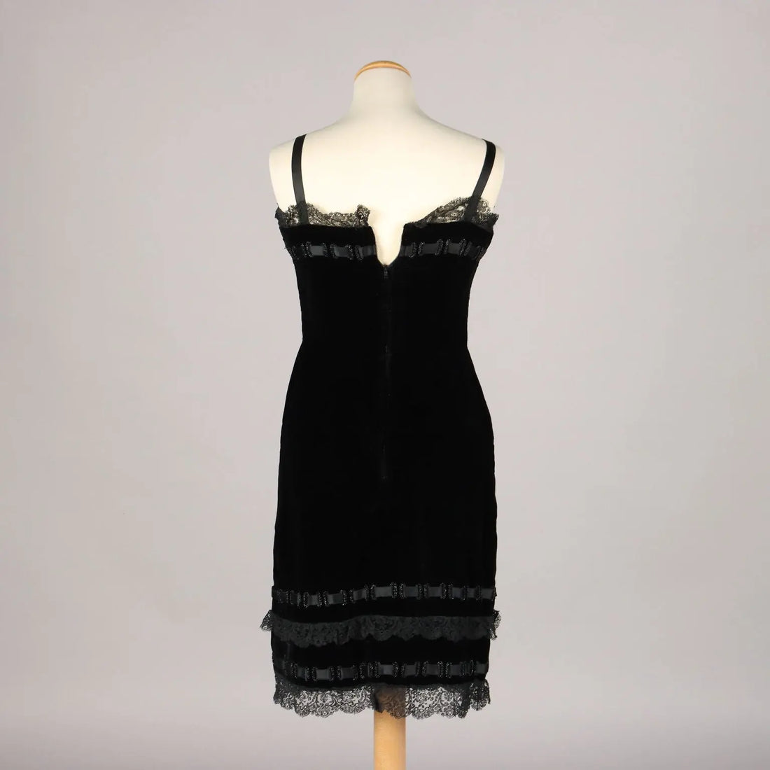 Vintage Black Velvet Dress with Beads UK Size 14 Italy - UK Size 14 | Clothing & House Linens | Vintage