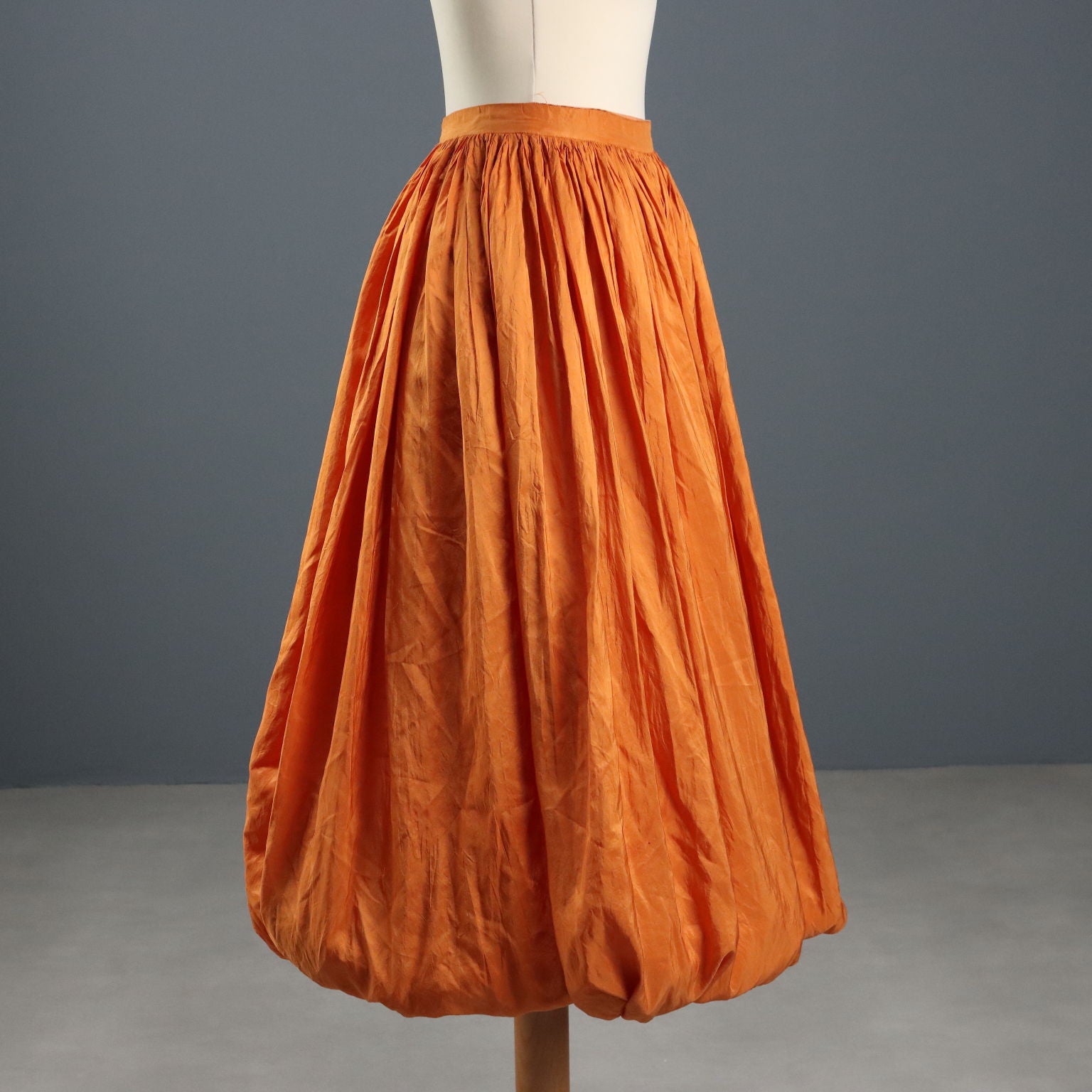 Vintage Biki Skirt Silk Taffeta UK Size 10/12 Italy 1950s