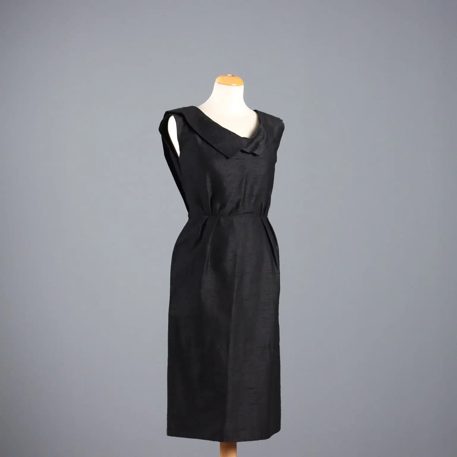 Biki Vintage Dress Silk Shantung UK Size 12 Italy 1950s - UK Size 12 | Clothing & House Linens | Vintage