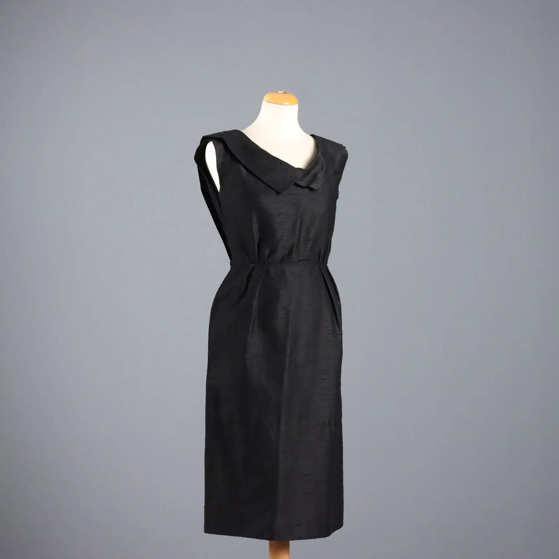 Biki Vintage Dress Silk Shantung UK Size 12 Italy 1950s - UK Size 12 | Clothing & House Linens | Vintage