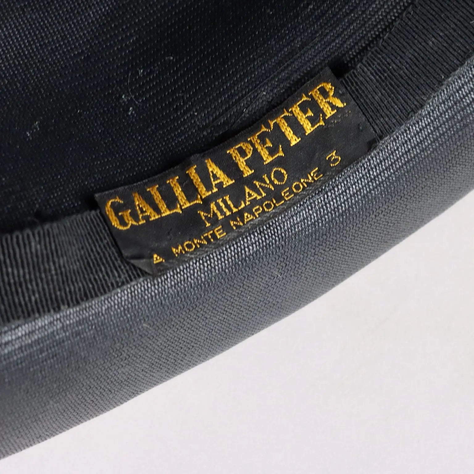 Vintage Hat by Gallia Peter Satin Italy XX Century | Clothing & House Linens | Vintage